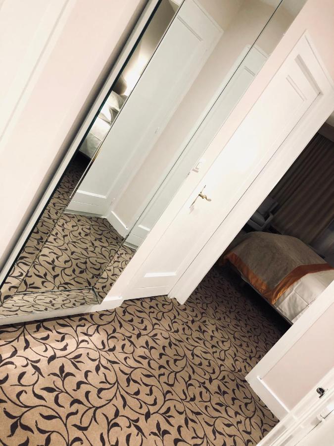 Hotel Adriatica Geneva Bagian luar foto