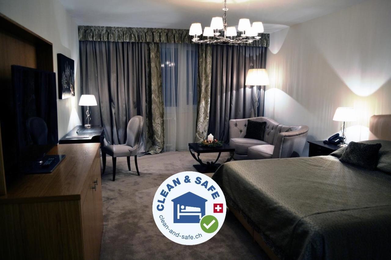 Hotel Adriatica Geneva Bagian luar foto
